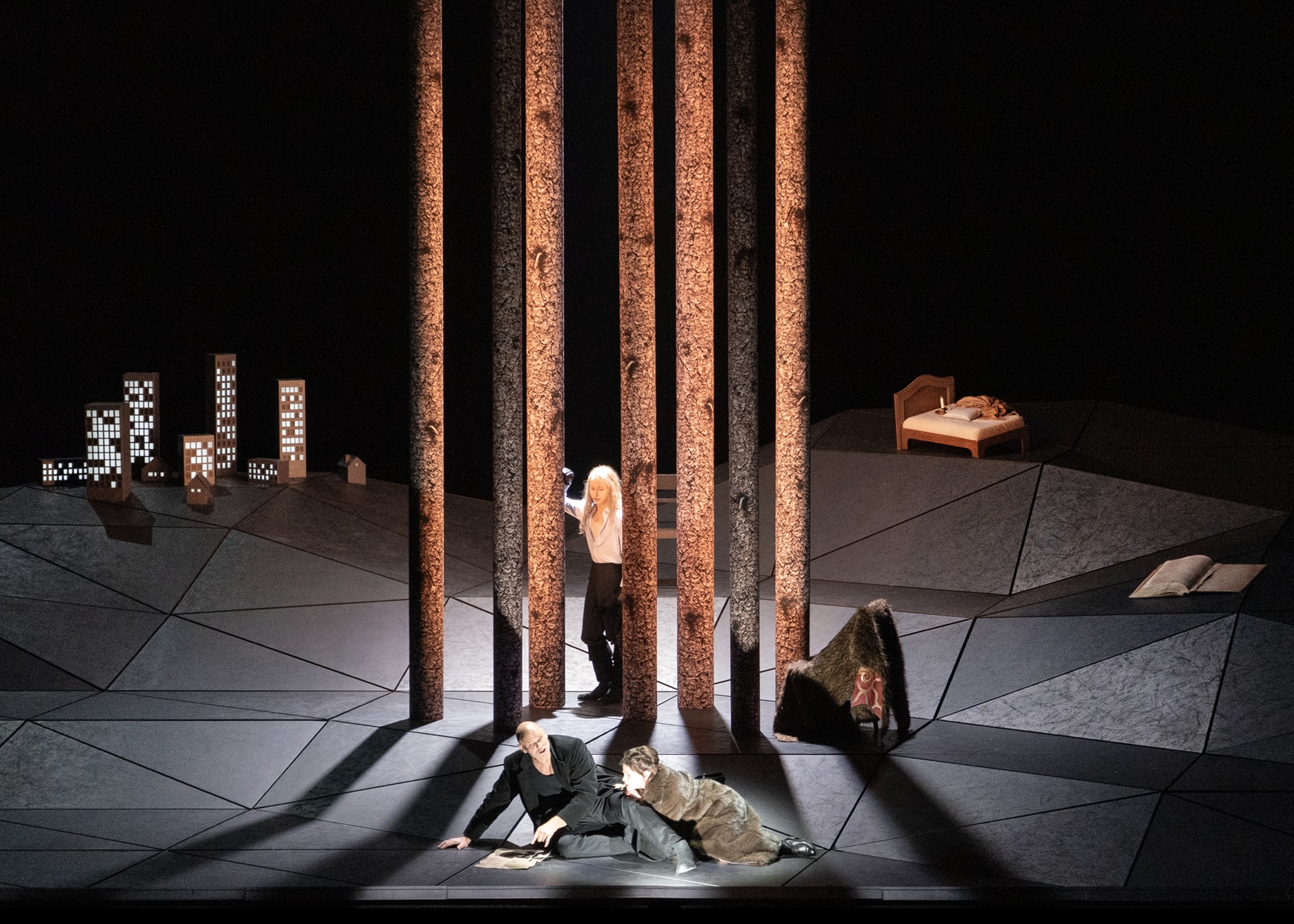 Klaus Grünberg, set and light design for Written on Skin (George Benjamin / Martin Crimp), Oper Frankfurt, 2026